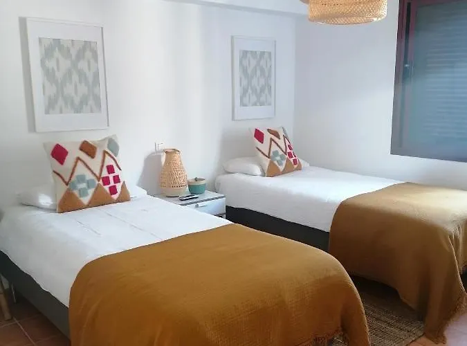 Apartament Front Burras